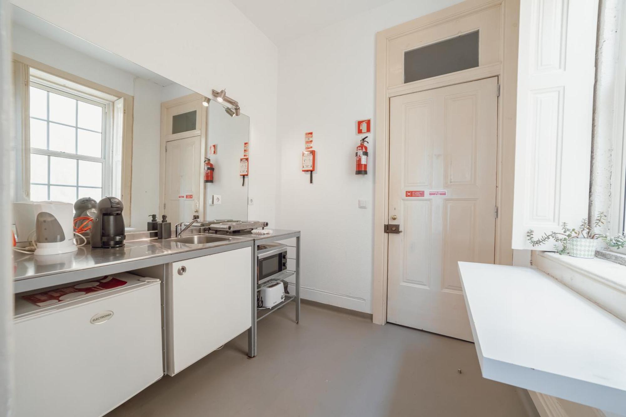 Oporto Guest Moinho De Vento Studios ภายนอก รูปภาพ
